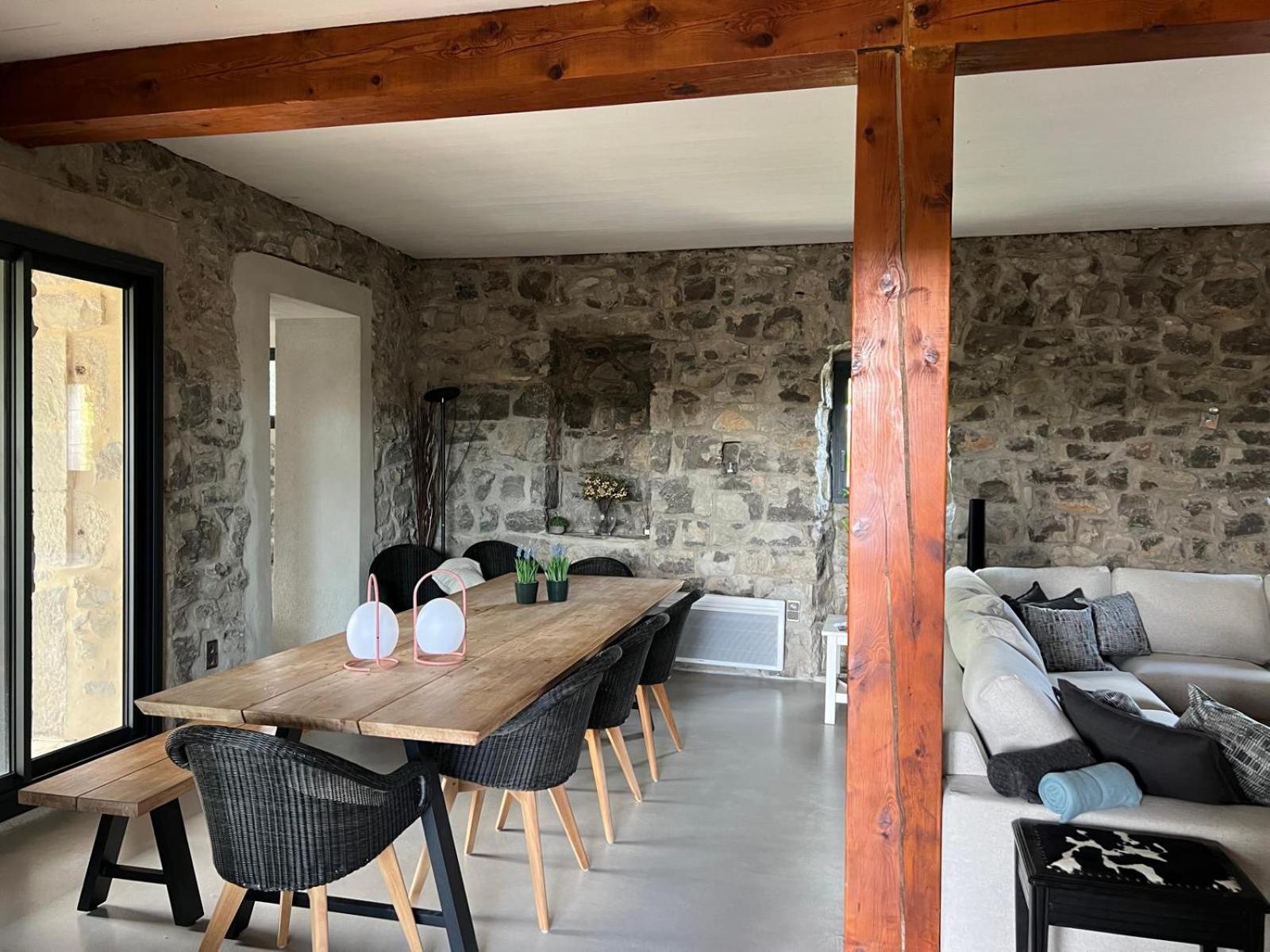 Luxurious Family House With Pool In Ardeche. Villa Ле Ванс Екстериор снимка